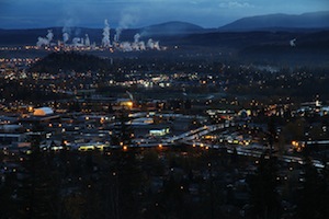 hot tub in Kelowna mountains